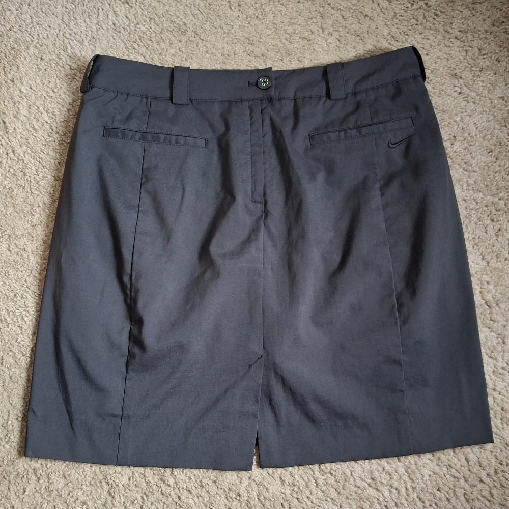 Nike Golf Tour Performance Skort Women's Size 10 Medium Black Sports